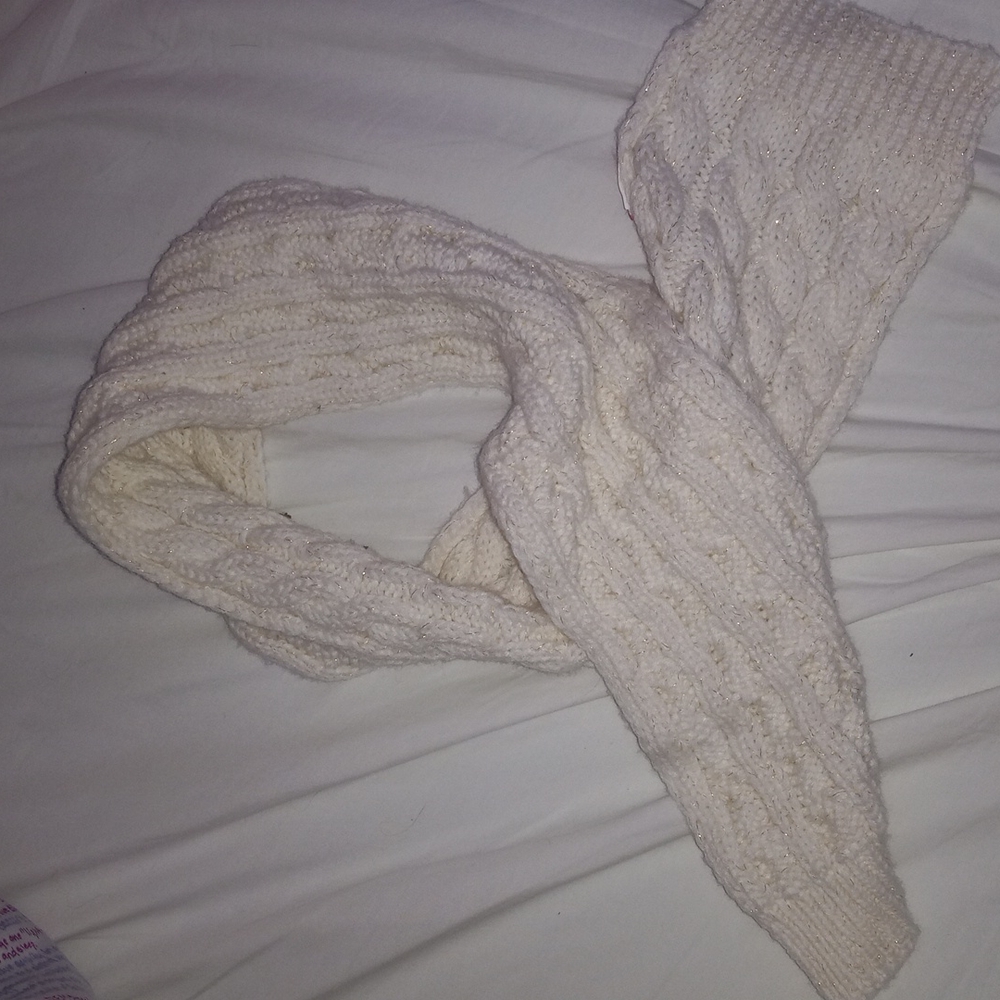 White Knitted Scarf